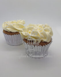Vanilla & Sprinkles Cupcakes